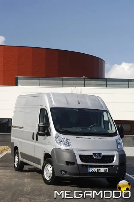 Peugeot Nuovo Boxer debutta sul mercato italiano