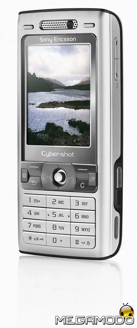 Sony Ericsson K800i Cyber-shot silver special edition