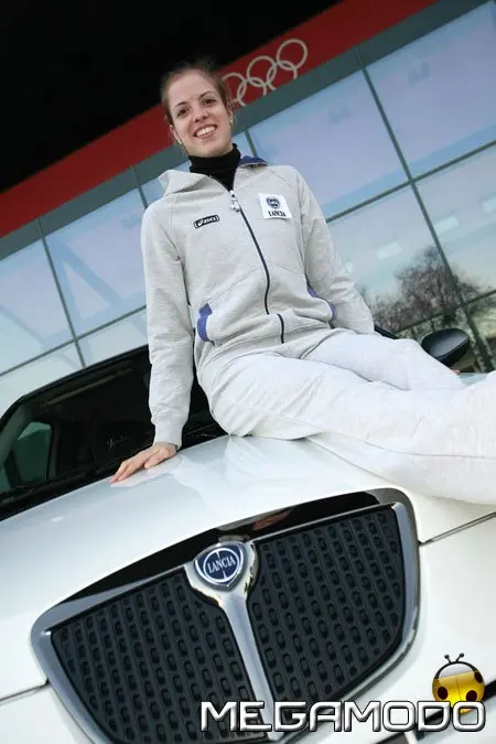 Una Lancia Ypsilon Sport per Carolina Kostner