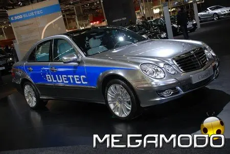 Mercedes-Benz E 300 BLUETEC al MotorShow