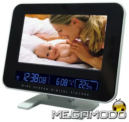 Mustek PF-E700, cornice digitale con doppio dsplay LCD