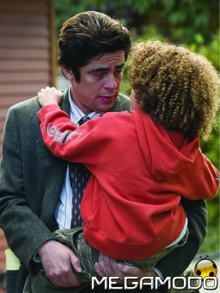 Noi due Sconosciuti con Benicio Del Toro