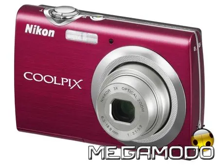 Nuove Nikon Coolpix S230 e S220, compatte ed eleganti