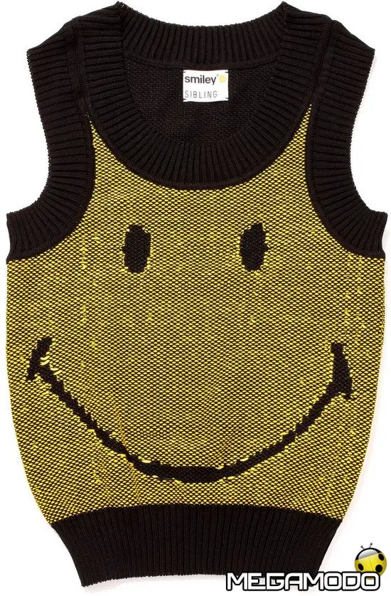 Smiley by Sibling e Louise Gray