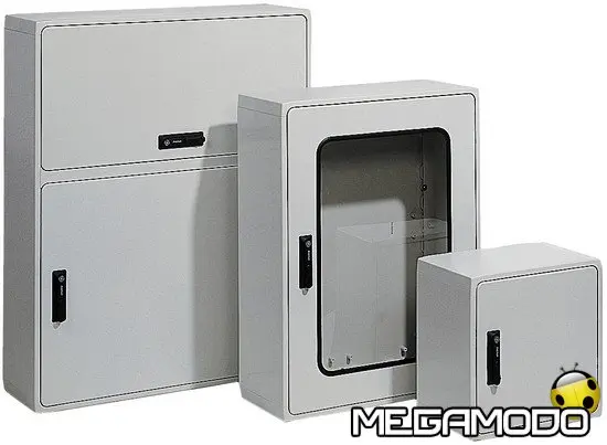 Armadi e quadri in poliestere per tutte le applicazioni