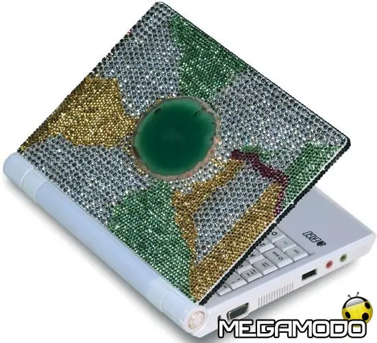 Ergo, per un Natale unico scegli un notebook d'autore