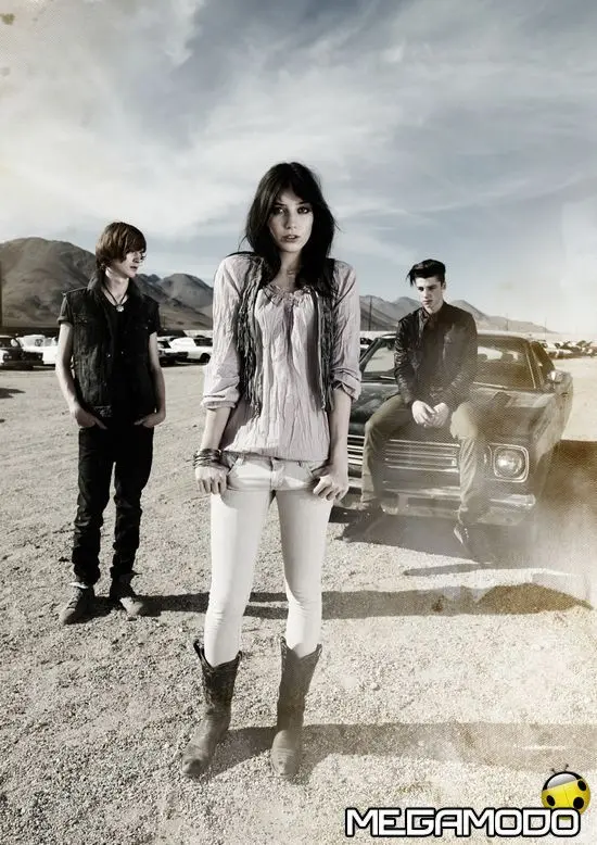 Daisy Lowe e Julia Restoin-Roitfeld, nuovi volti di Esprit