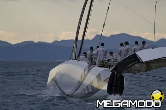 America's Cup, si parte