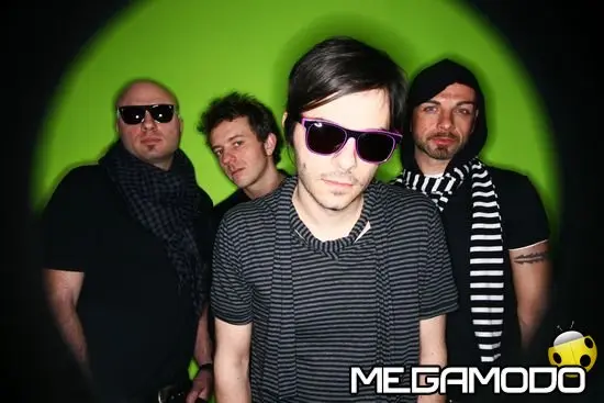 Velvet, Confusion is Best live