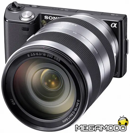 Sony NEX-5 e NEX-3, nuove videocamere HD