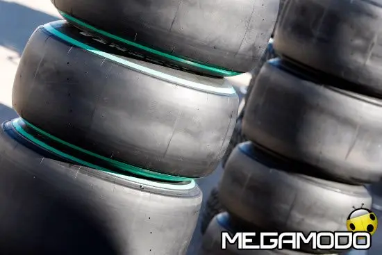 Lewis Hamilton e Bridgestone Potenza trionfano a Montreal