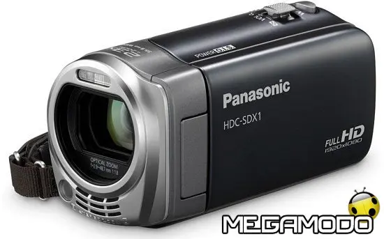 Panasonic HDC-SDX1, la videocamera più leggera al mondo