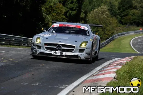 SLS AMG GT3, debutto al Nürburgring