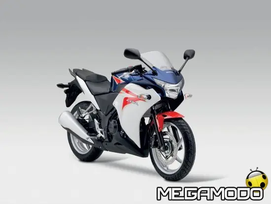 Honda presenta la nuova CBR 250 R