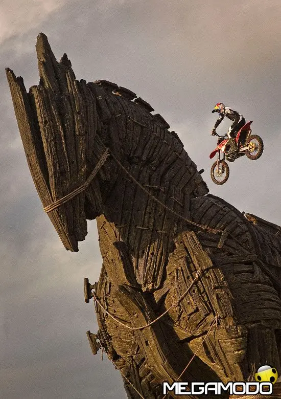 Spettacolo garantito al Red Bull X-Fighters 2010