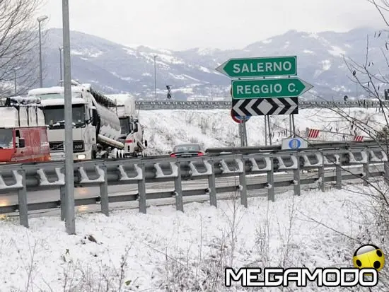Obbligo degli pneumatici invernali o catene sulla A3 Salerno-Reggio Calabria 