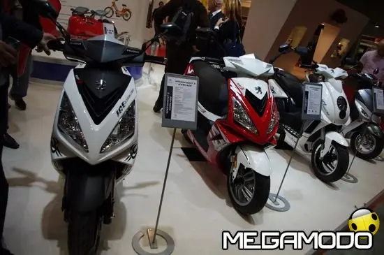 Nuovo Speedfight 3 Team Peugeot ad EICMA