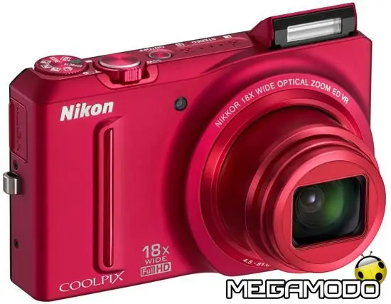 Nikon COOLPIX S9100, nuova fotocamera tascabile