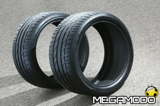 Nuovo Bridgestone Potenza S001 Run Flat