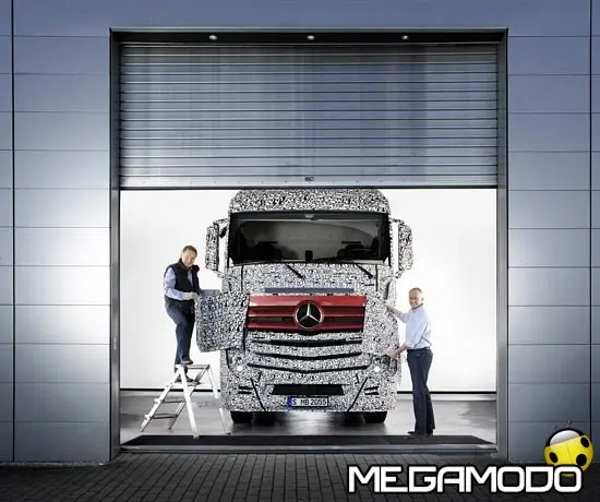 Blue Efficiency Power, nuovo Actros per i trasporti di linea