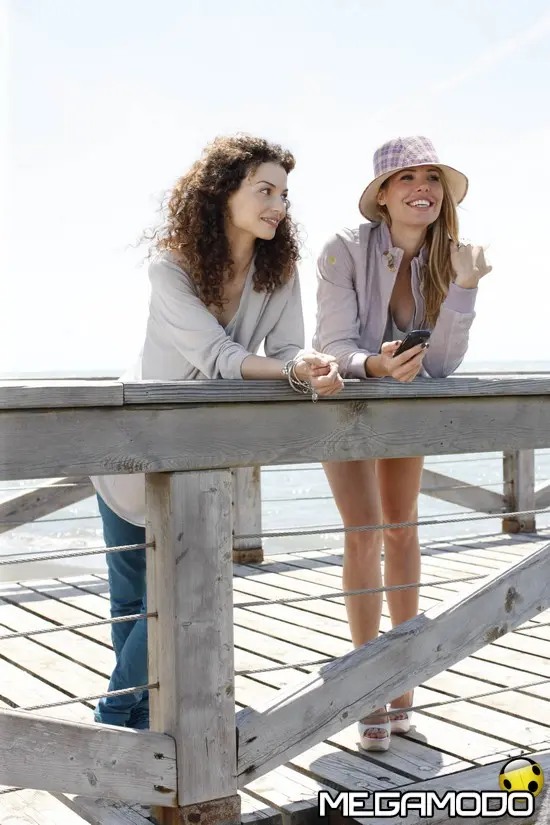 Francesco Totti e Ilary Blasi in TV per lo smartphone per tutti