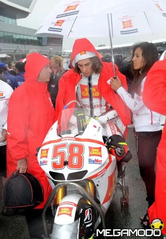 Che peccato Super Sic! Il romagnolo cade mentre lottava per la seconda posizione