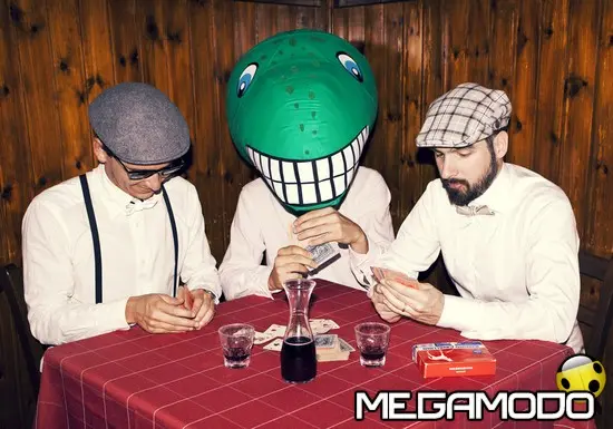 Il Tirannosauro del duo Useless Wooden Toys