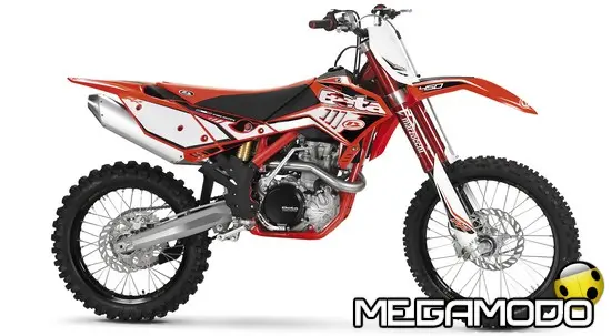 La nuova RR Cross Country 4T MY2012