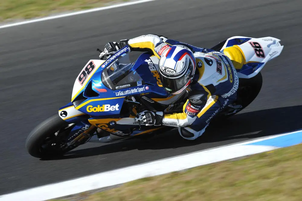 Il BMW Motorrad Italia GoldBet Superbike Team è pronto per Imola