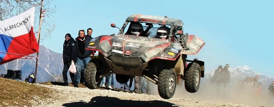 RalliArt Off Road, le Autorità Israeliane bloccano le vetture in viaggio verso Abu Dhabi