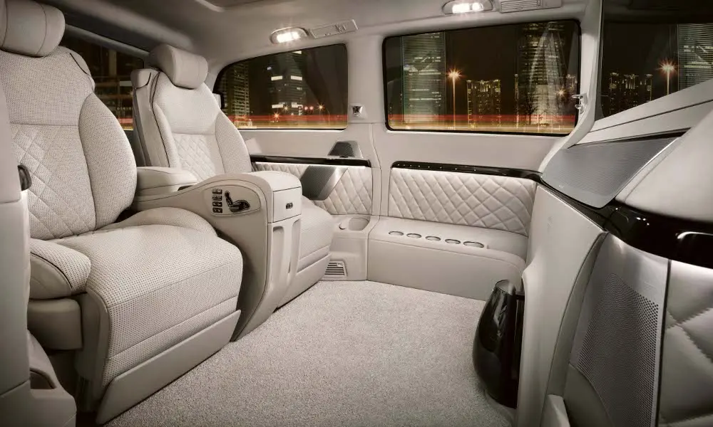 Mercedes-Benz Viano Vision Diamond, ufficio mobile e luogo di riposo