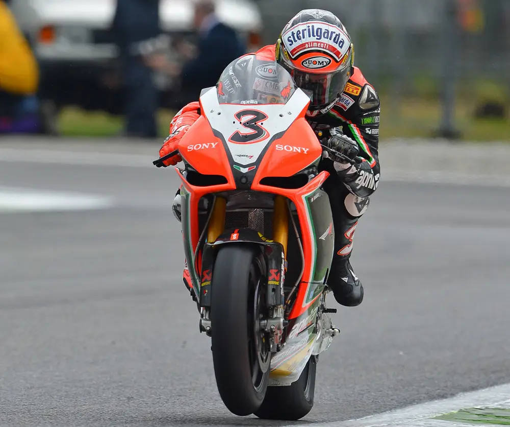 Biaggi e Laverty pronti per la prima gara inglese del 2012