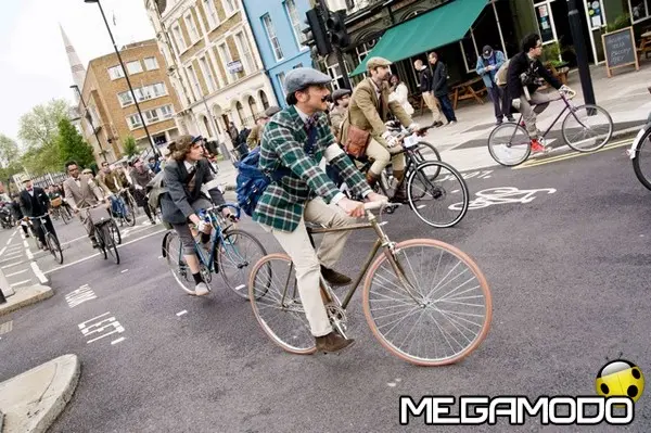 027 127 tweedruntrav