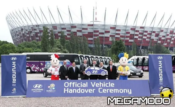 hyundai consegna la flotta per uefa euro 2012