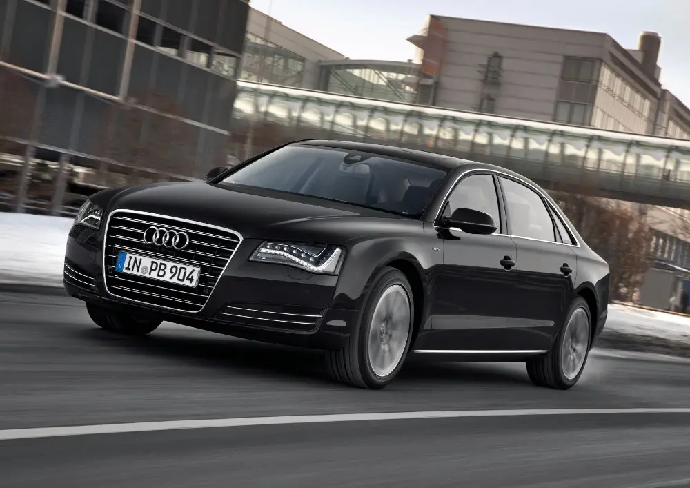 La nuova Audi A8 hybrid arriva sul mercato