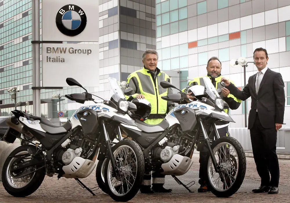Due BMW G 650 GS Sertão per le zone terremotate dell’Emilia