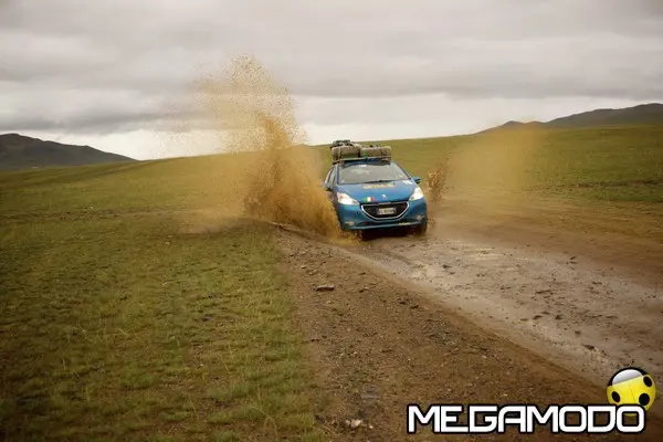 Peugeot 208 1.4 trionfa al Mongol Rally