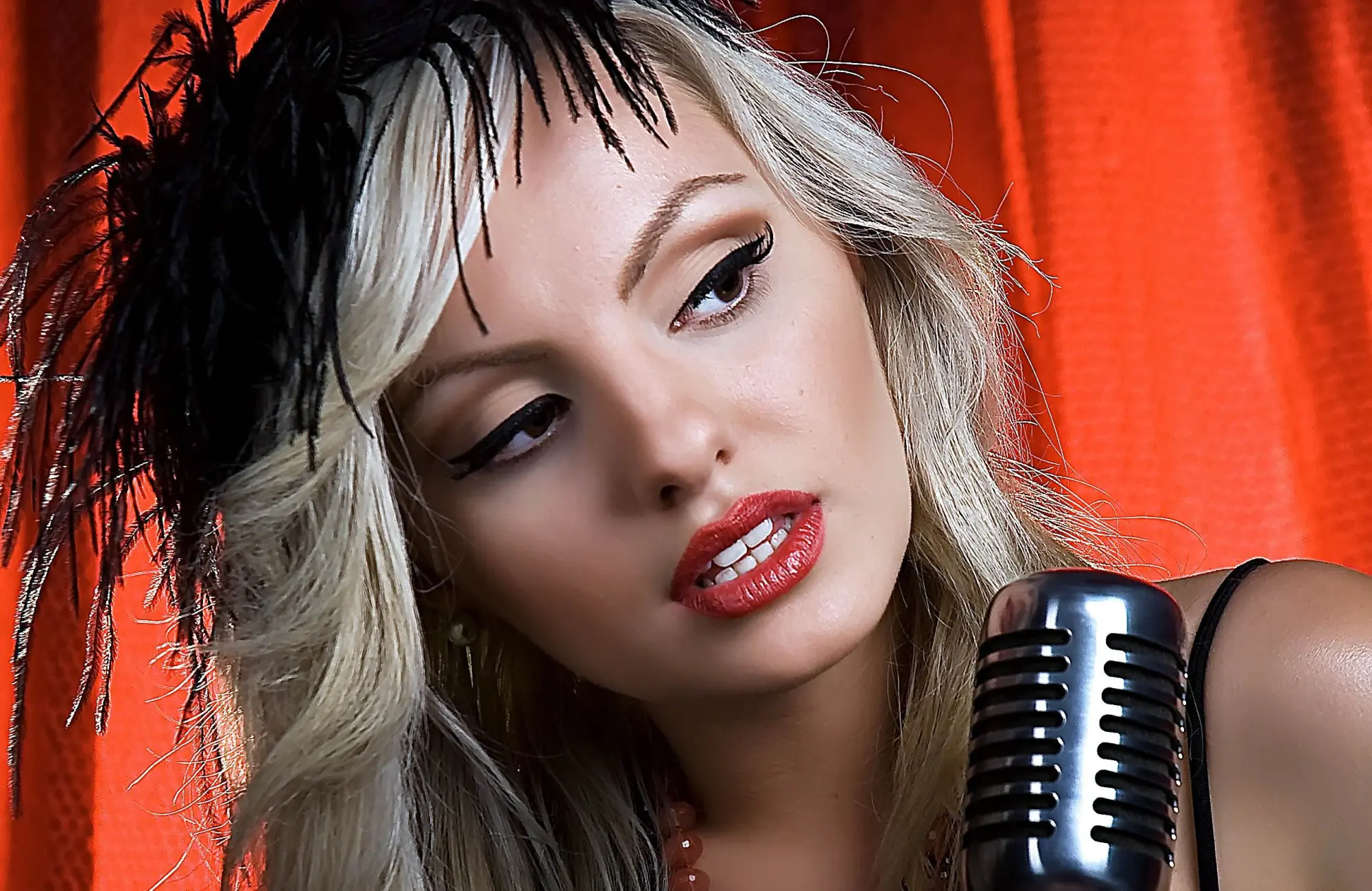 Marta sui Tubi e Alexandra Stan in concerto all'Arena di Mendrisio