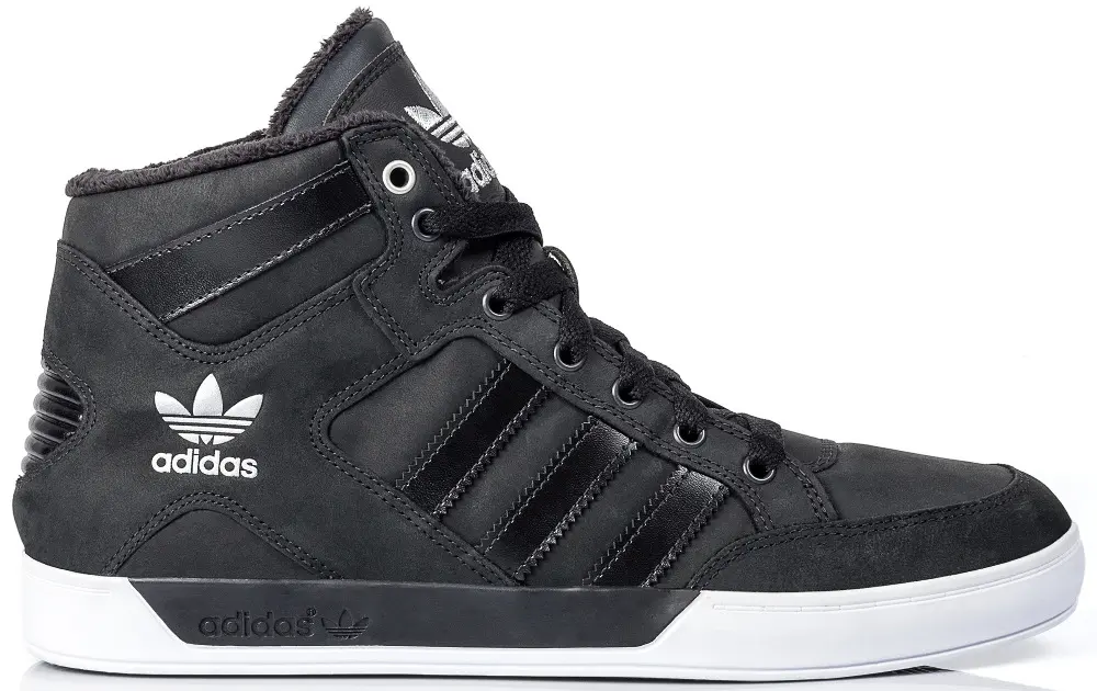Adidas Hard Court Hi Waxy Pack, la sneaker funzionale e stilosa