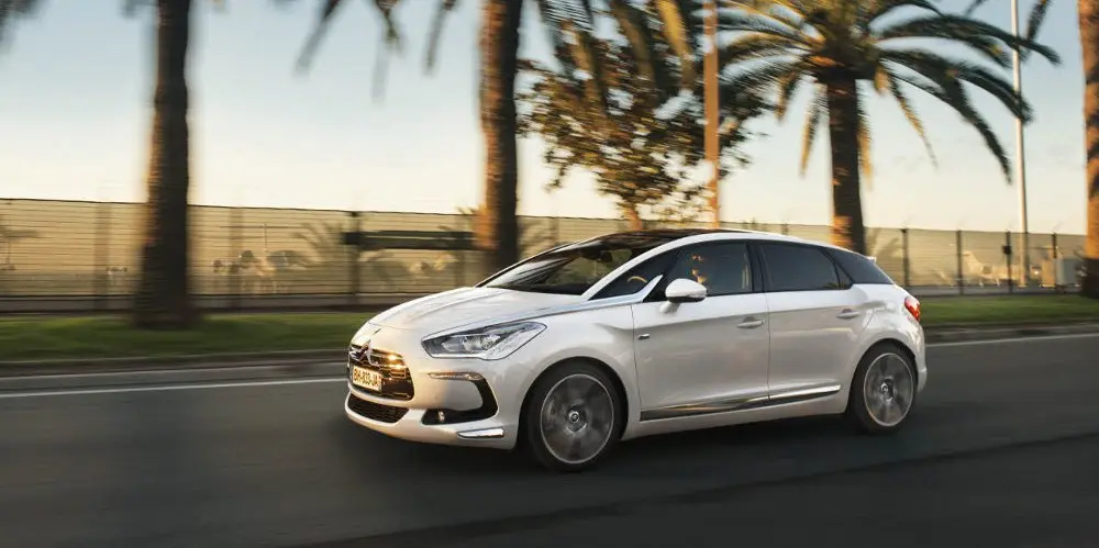 Citroën con DS5 Hybrid 4 e C-Zero Full Electric ad H2Roma