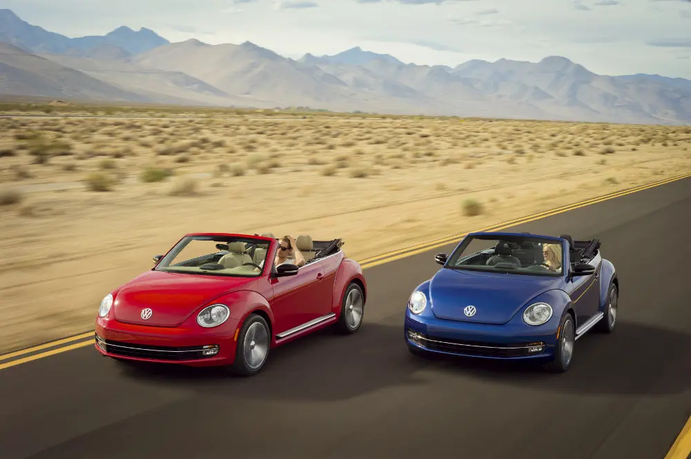 Volkswagen al Motor Show di Bologna 2012, anteprima europea per il Maggiolino Cabriolet