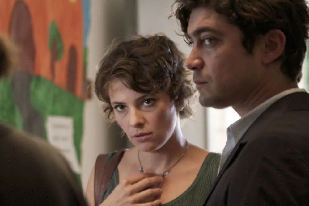 "Giulia ha picchiato Filippo" per la Giornata contro la violenza sulle donne