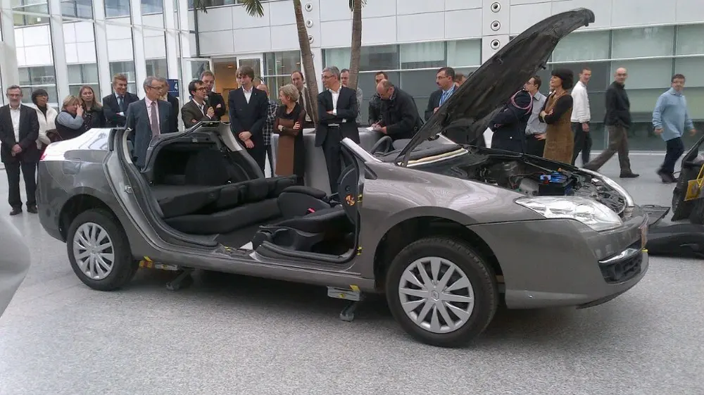 Una Renault Laguna per i Vigili del Fuoco