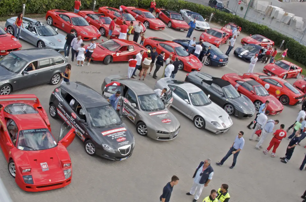 “Tramonto Rosso”-Scuderia Ferrari Club Costa d'Amalfi, il 10 e l'11 novembre a Vietri sul Mare 