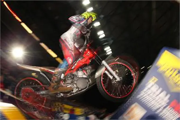 Campionato Mondiale X-Trial 2013: terzo posto per Jeroni Fajardo a Sheffield