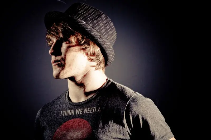 Edo presenta l'album d'esordio "Sendorma" ad Asti e Milano