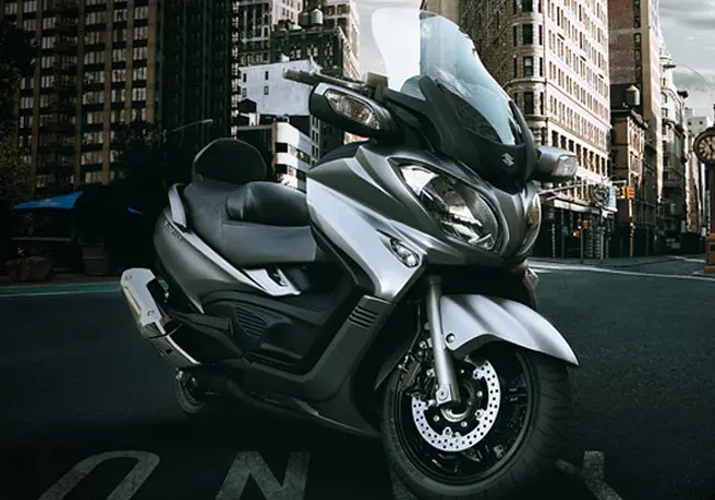 Nuovo Suzuki Burgman 650, due giorni di prove gratuite a Roma