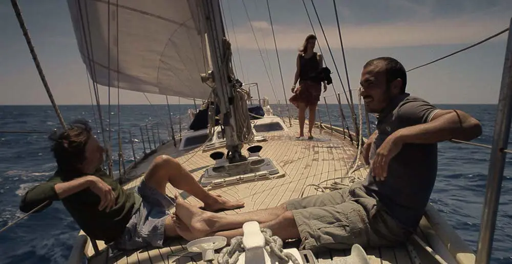 "Waves" di Corrado Sassi al Kino di Roma