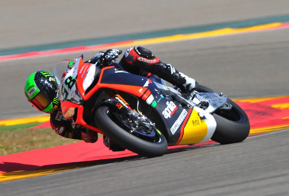 WSBK: miglior tempo per Laverty nelle prime qualifiche