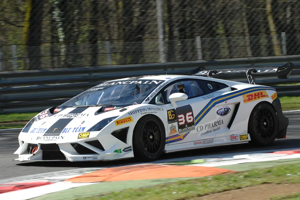 Alessandra Brena con Lamborghini e Kia a Misano